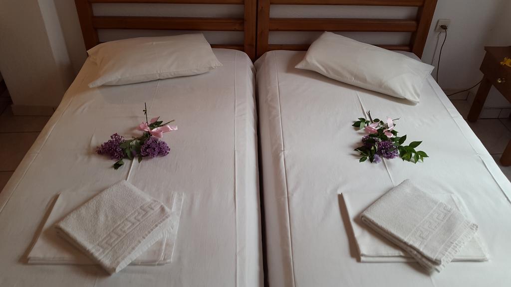 Epic Rooms Delphi Exterior foto